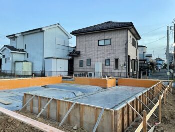 取手市H様邸　新築工事　基礎工事　外周部型枠組みをおこないました