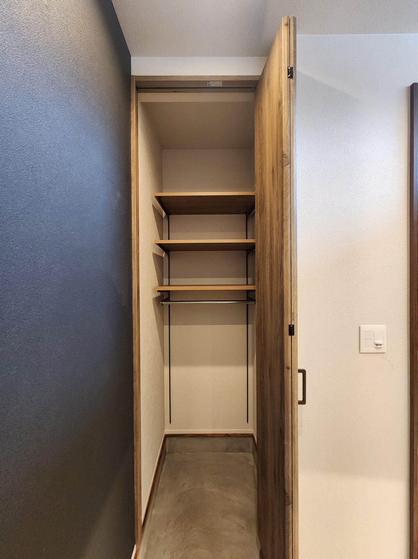 玄関クローゼット