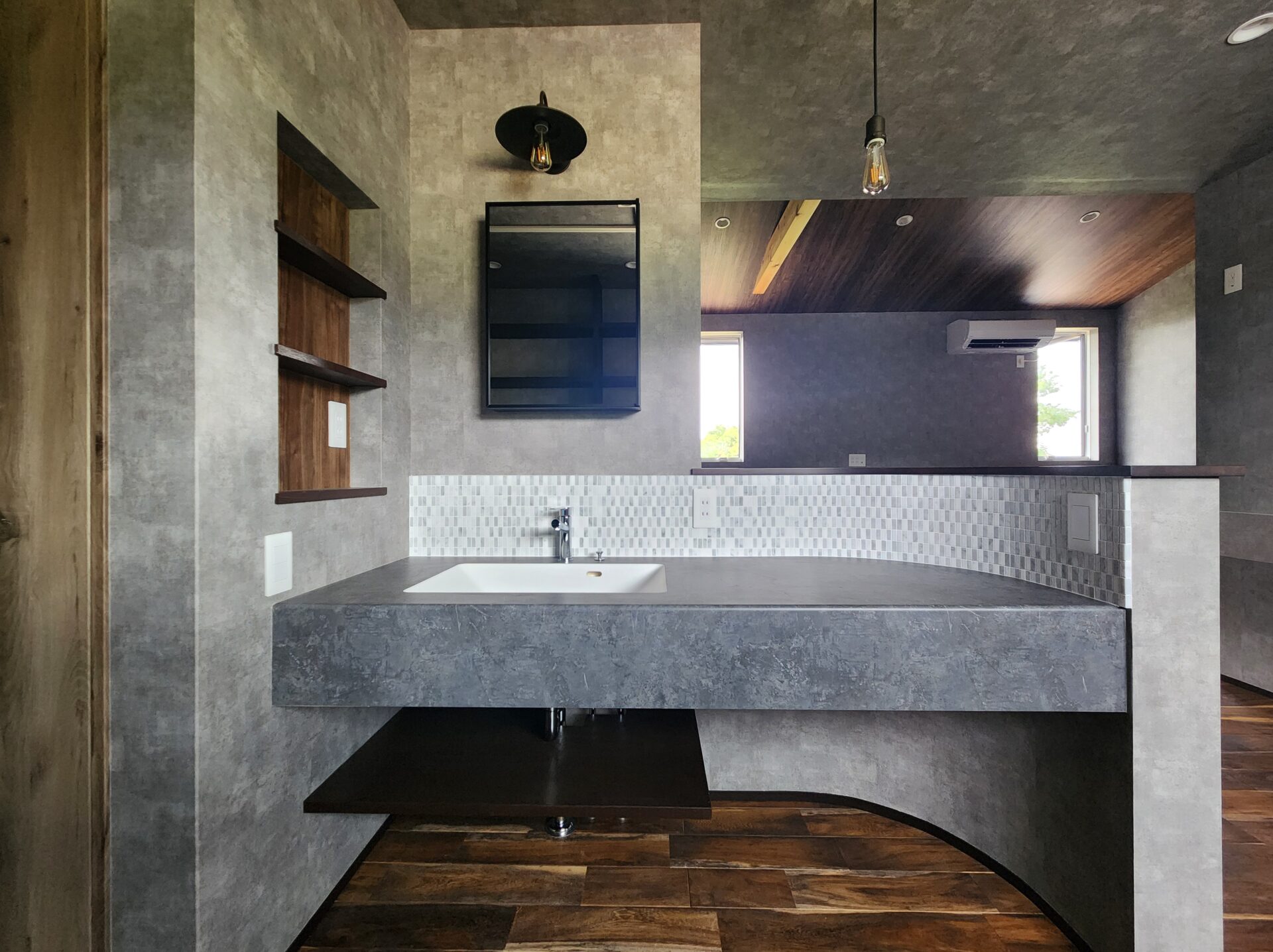 ２Ｆ:洗面化粧台