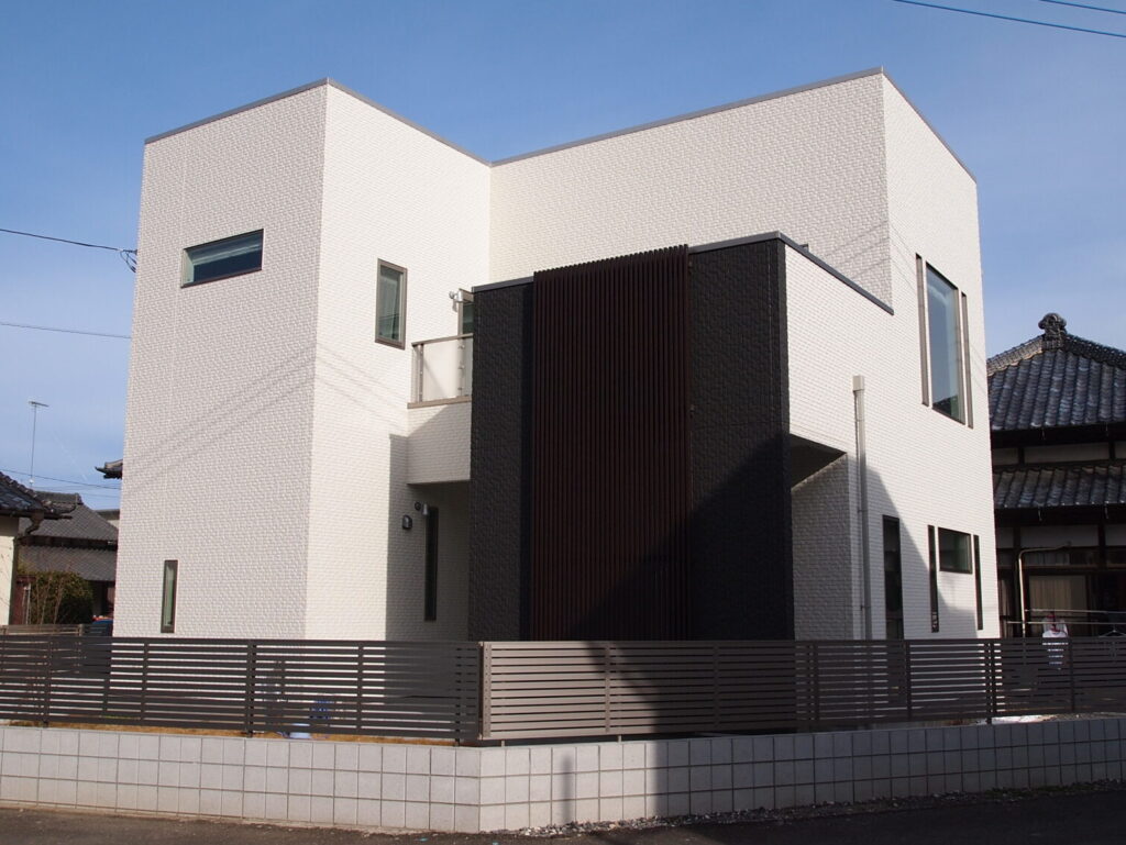 一日中明るい照明いらずのデザイン住宅　Ｔ様邸