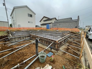 つくば市Ｙ様邸　新築工事　大工工事　サッシ方立建てをおこないました